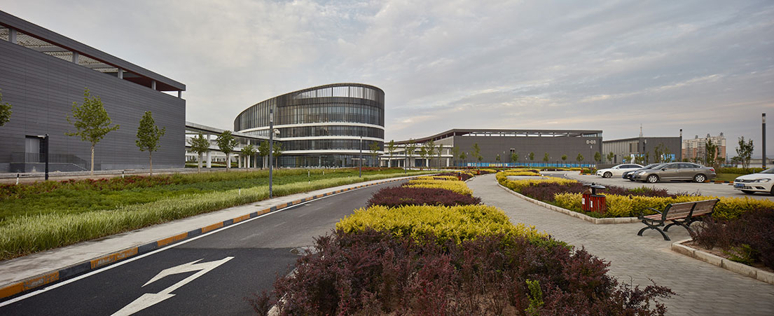 1660024654321917.jpg 建筑外立面及园区绿化实景照片 (1).jpg